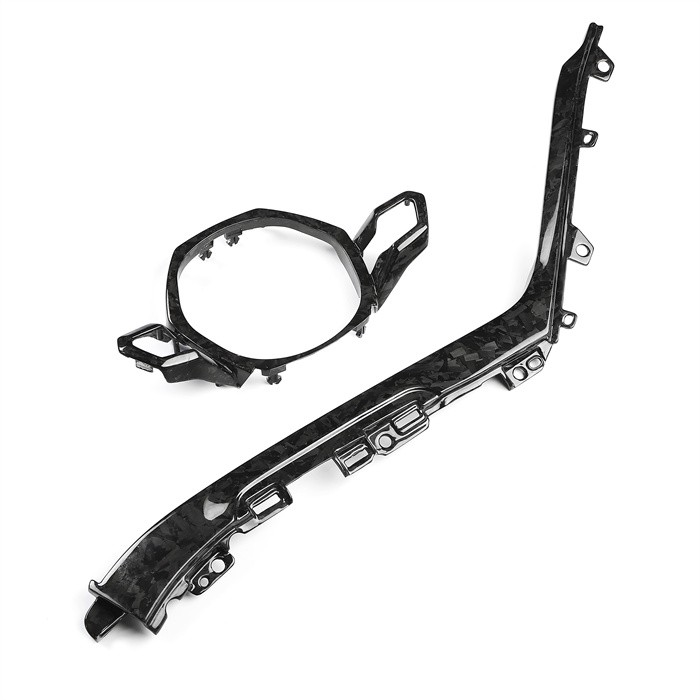 חלקי סיבי פחמן מזויפים